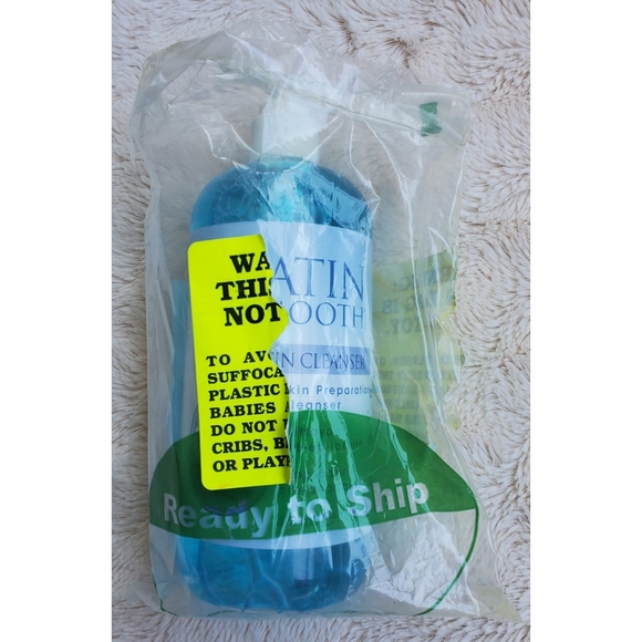 NEW Satin Smooth Skin Preparation Cleanser - Picture 14 of 16